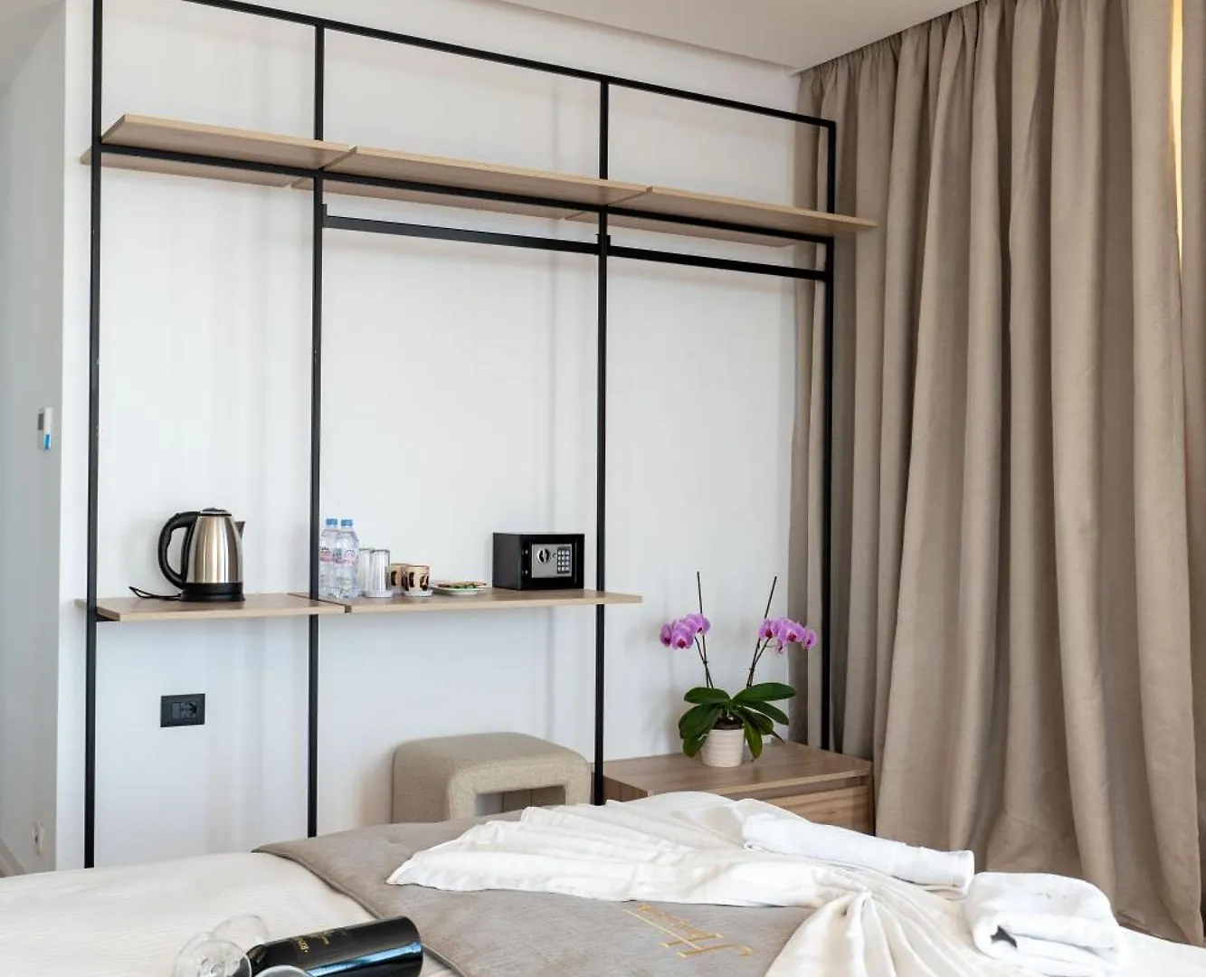 Jako Premium Hotel Sarande 4*,  Albania